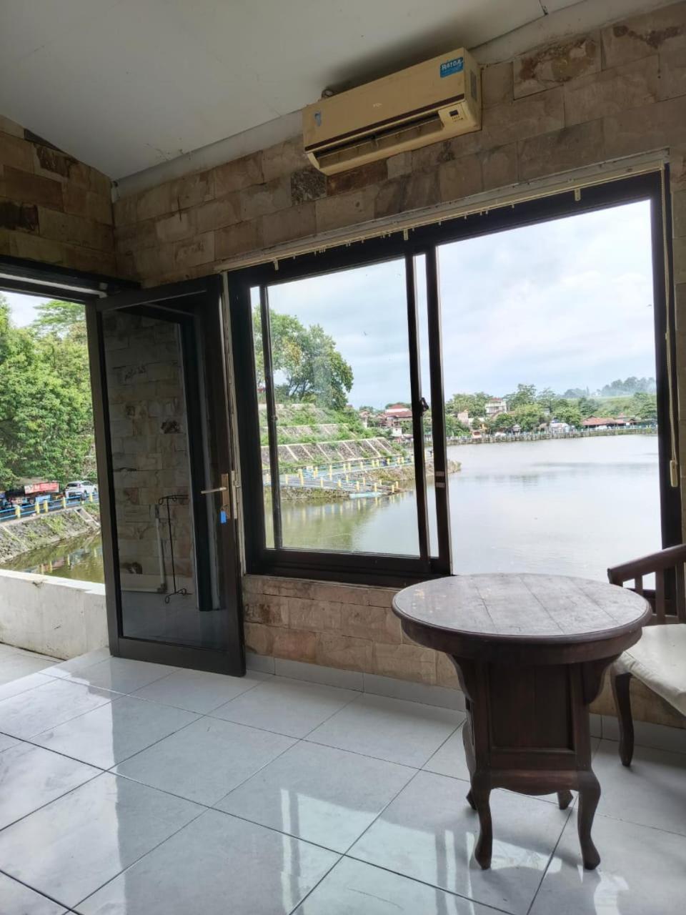Omah Kenangan At Seven Trumpets Resort Maguwo ภายนอก รูปภาพ