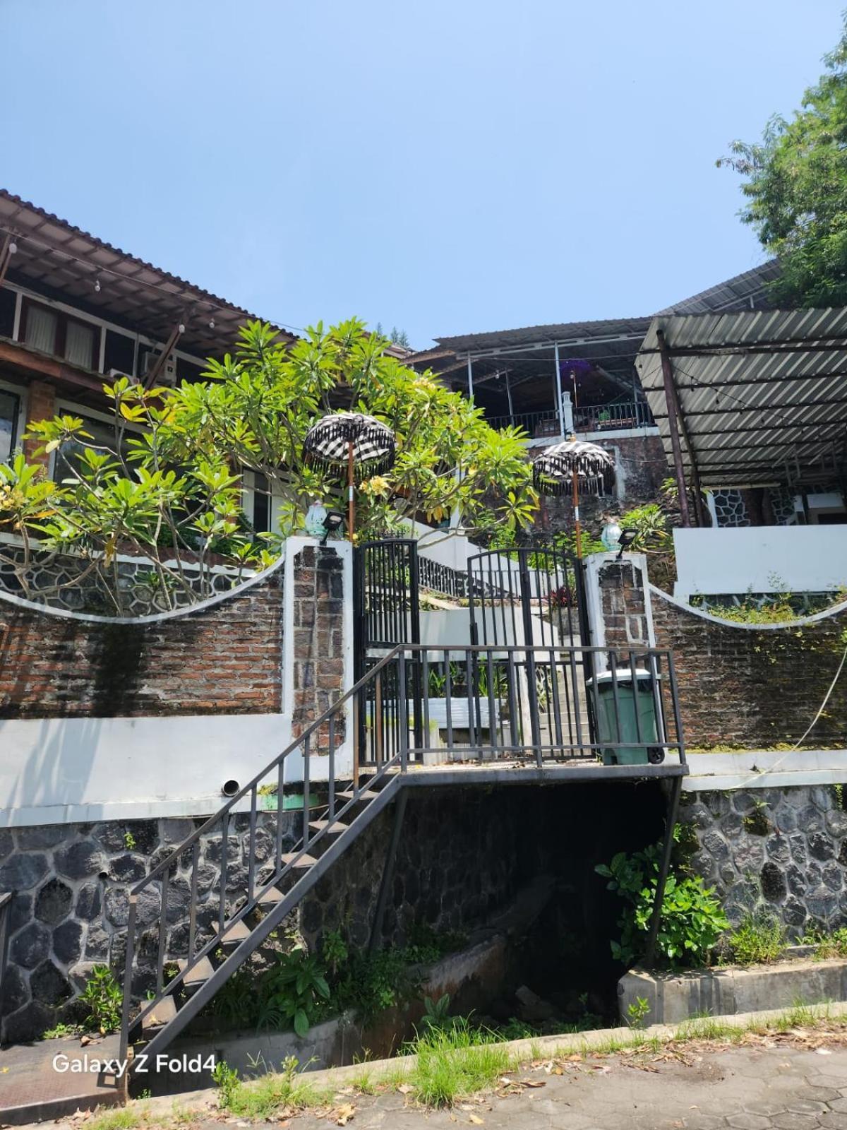 Omah Kenangan At Seven Trumpets Resort Maguwo ภายนอก รูปภาพ