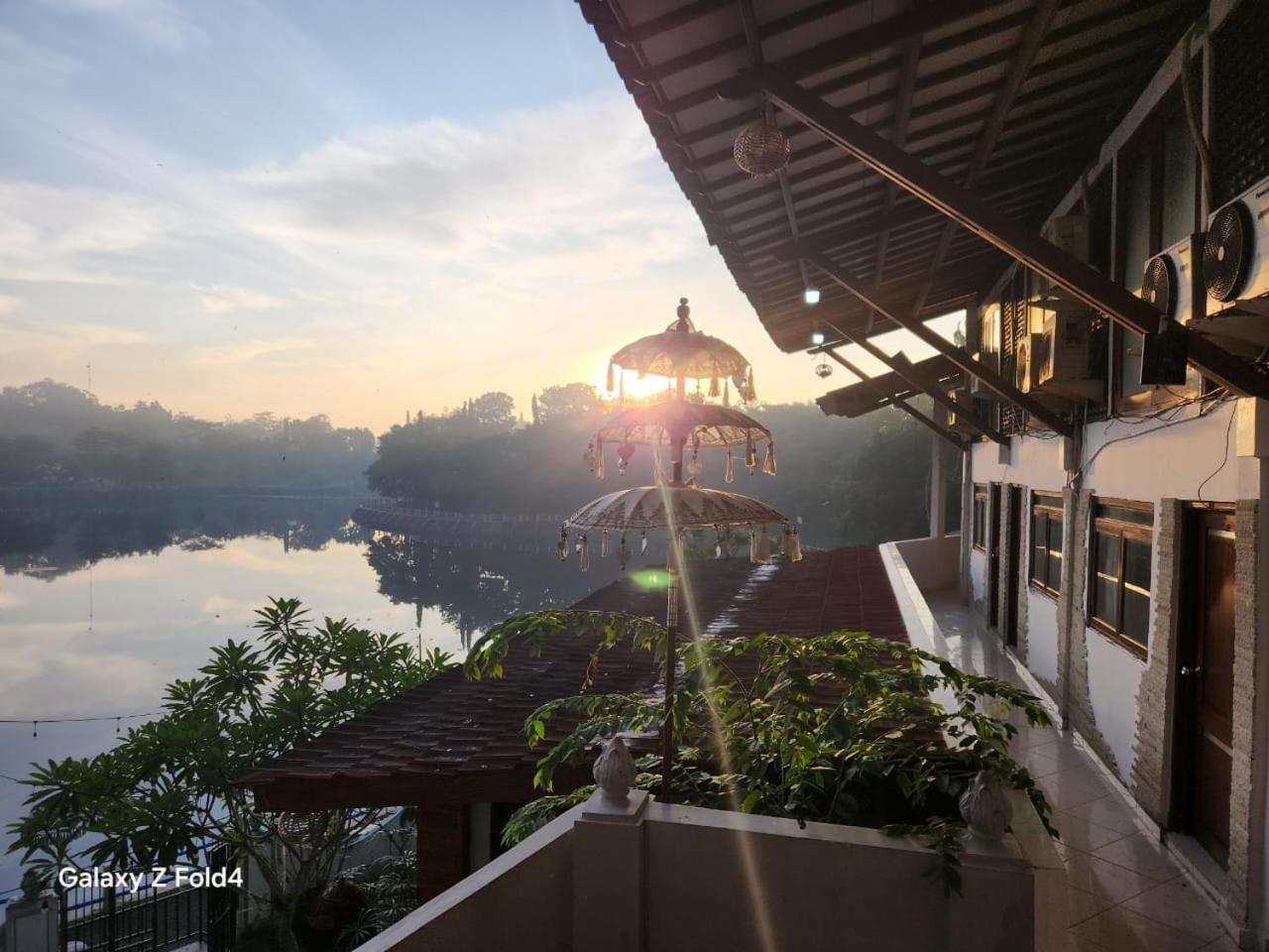 Omah Kenangan At Seven Trumpets Resort Maguwo ภายนอก รูปภาพ