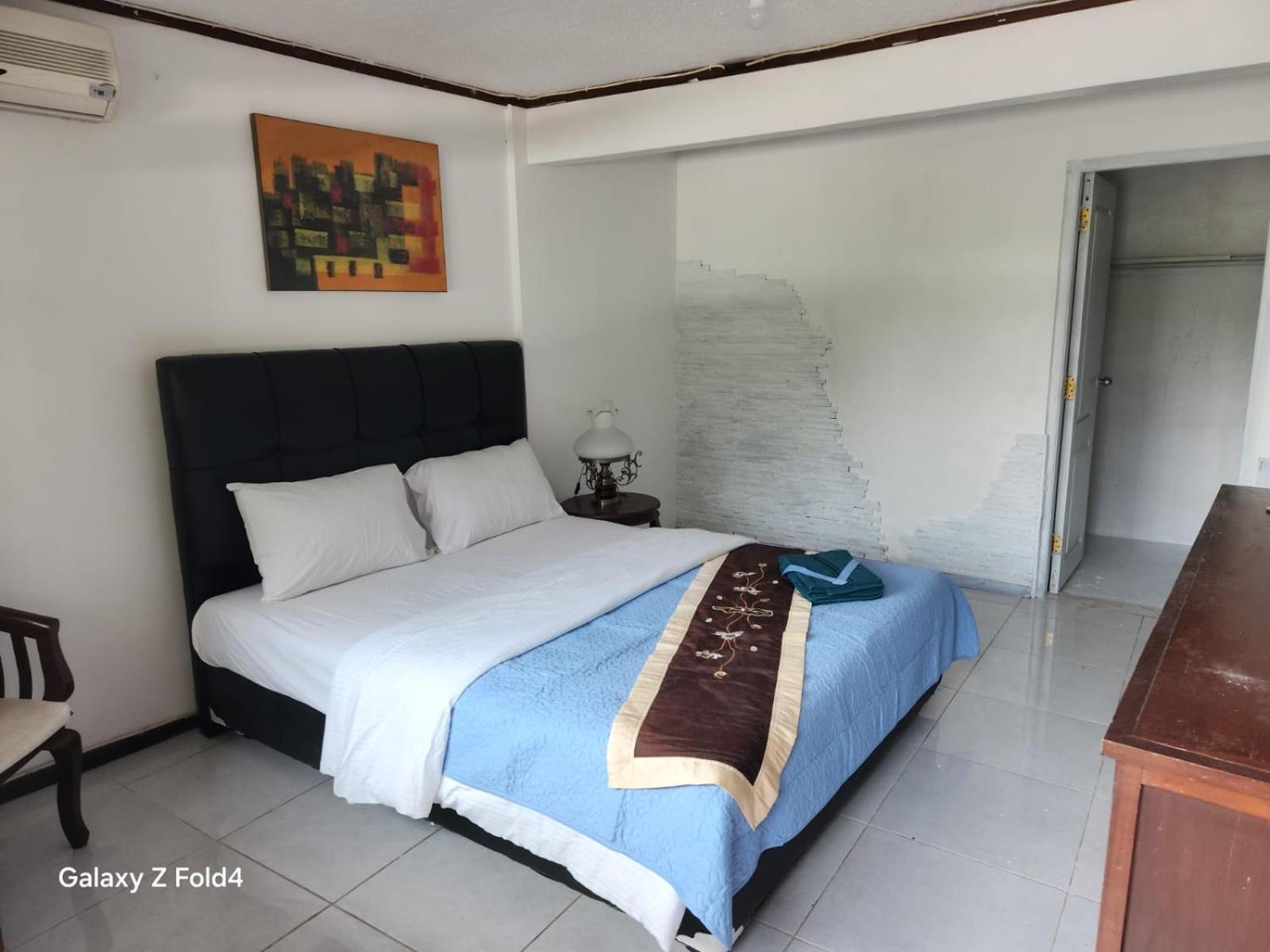 Omah Kenangan At Seven Trumpets Resort Maguwo ภายนอก รูปภาพ